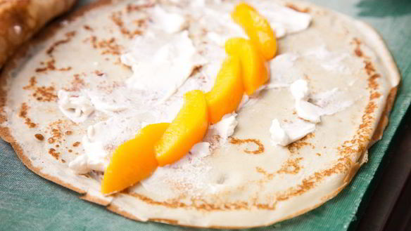 ШАГ 5. блины с персиками и рикоттой