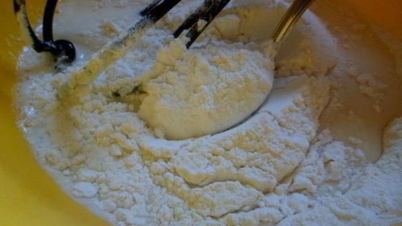 ШАГ 4. блины с рисом и тушенкой