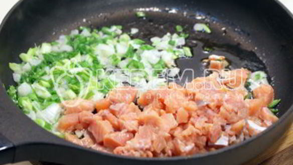 ШАГ 6. блины с рыбой