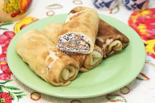 Блины с творогом и маком