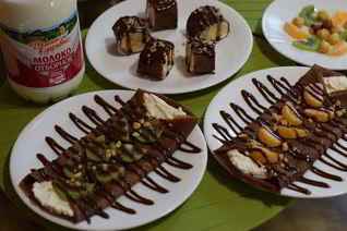 Шоколадные блинчики с творожной начинкой