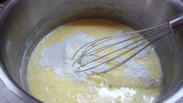 ШАГ 3. тонкие крахмальные блинчики на сливках