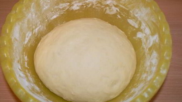 ШАГ 4. булочки с брусникой, клубникой и штрейзелем