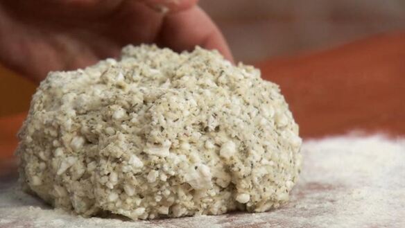 ШАГ 3. булочки с чесноком и прованскими травами