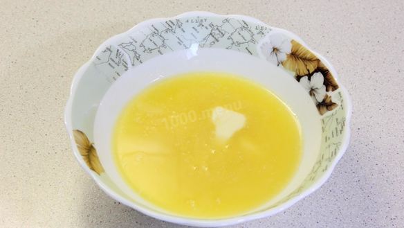 ШАГ 4. булочки с изюмом и глазурью