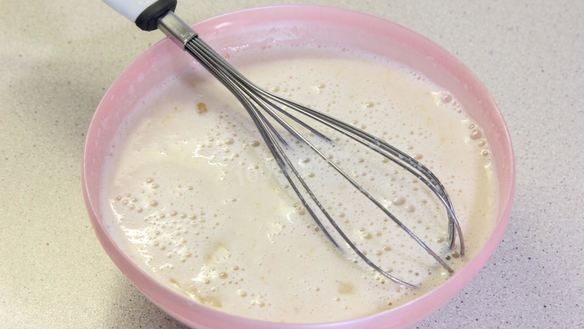 ШАГ 7. булочки с изюмом и глазурью