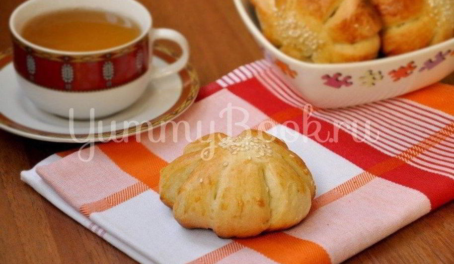 Рецепт булочки с курагой и изюмом