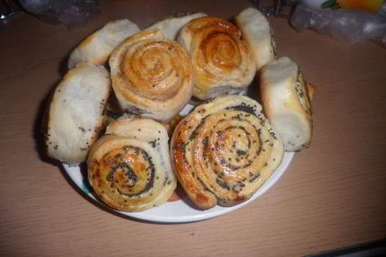 Булочки с маком и корицей