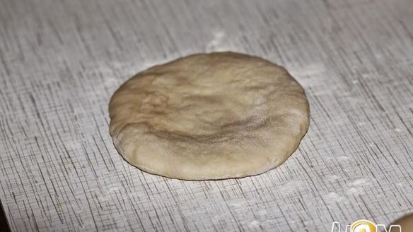 ШАГ 14. булочки цветочки с изюмом и курагой