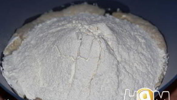 ШАГ 5. булочки цветочки с изюмом и курагой