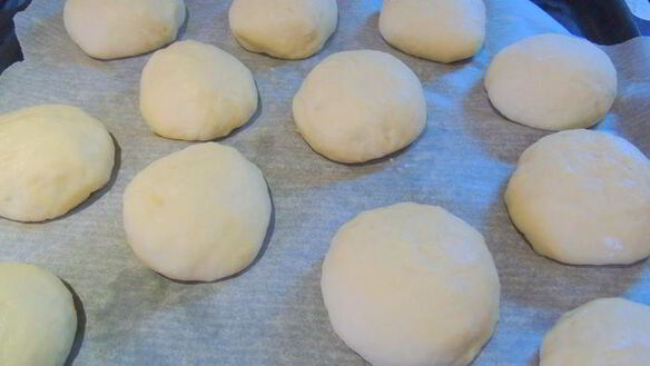 ШАГ 4. булочки в сметане