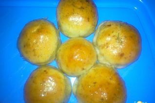 Чесночно-луковые пампушки