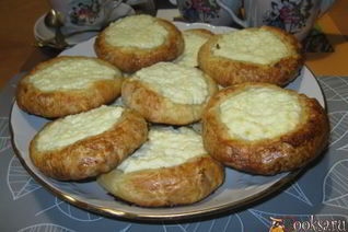 Домашние ватрушки с творогом