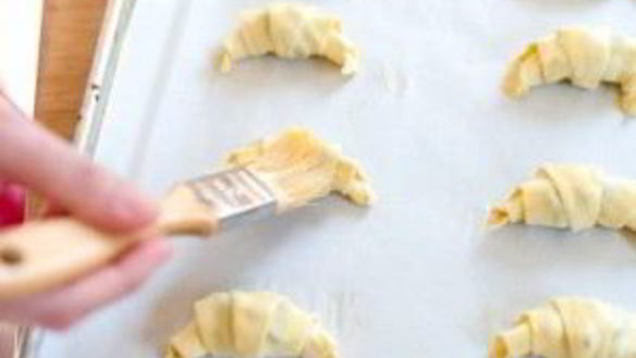 ШАГ 2. французский круассан