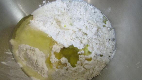 ШАГ 3. итальянские булочки с томатами и сыром