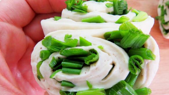 ШАГ 13. китайские паровые булочки с зеленым луком