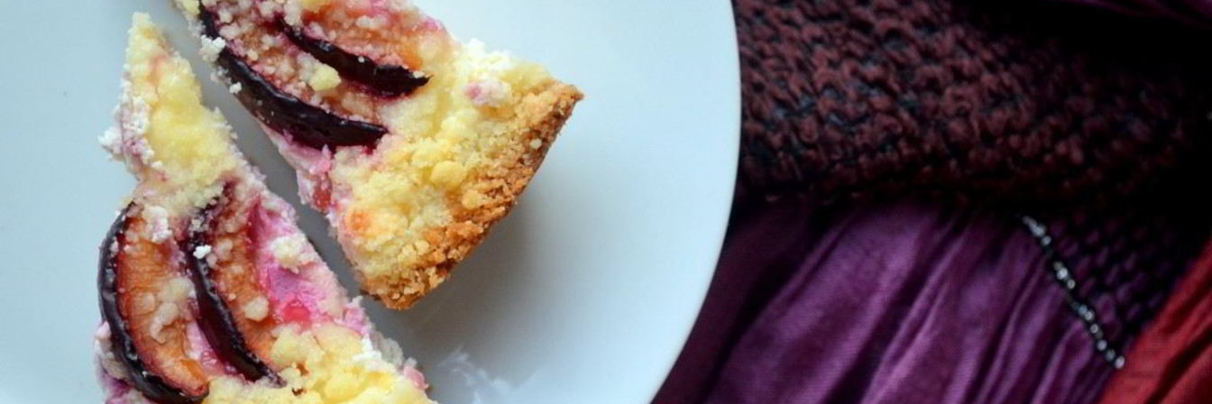 Королевская ватрушка со сливами