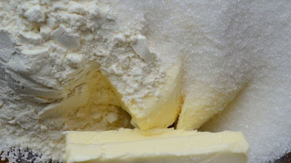 ШАГ 2. королевская ватрушка со сливами