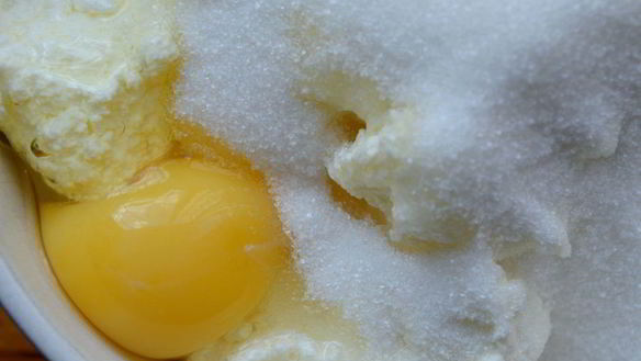 ШАГ 3. королевская ватрушка со сливами