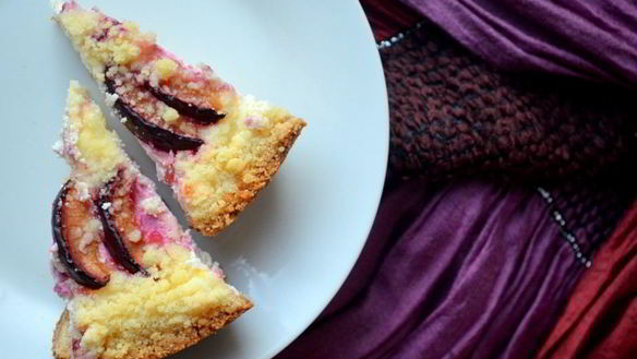 ШАГ 5. королевская ватрушка со сливами