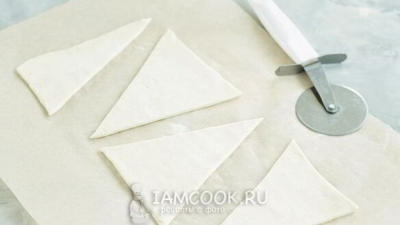 ШАГ 3. круассаны с ветчиной и сыром