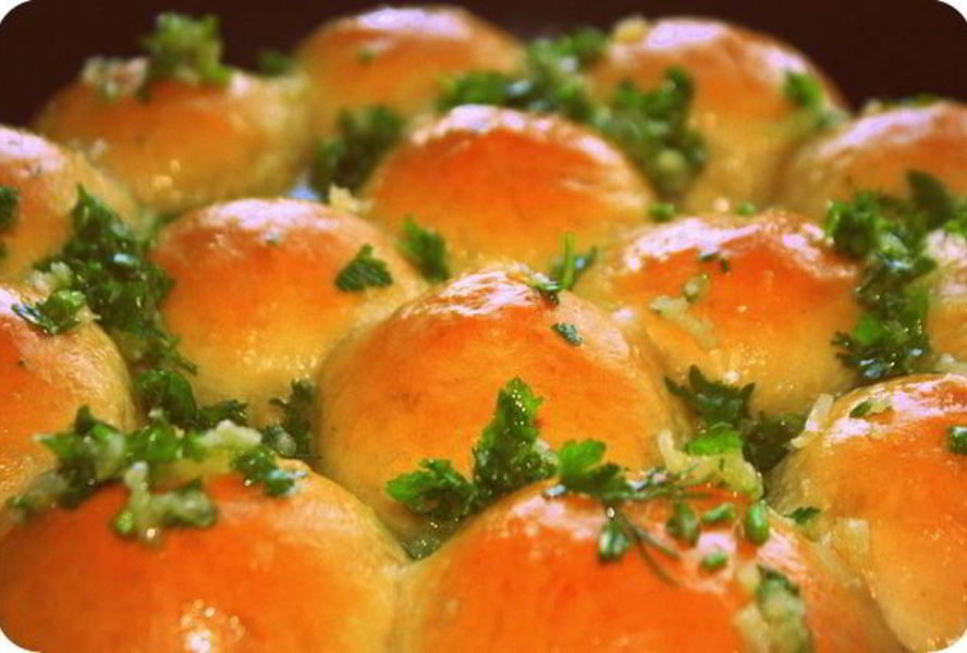 Нежные чесночные пампушки