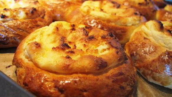 ШАГ 13. плюшки-ватрушки