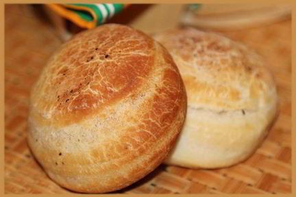 Постные слоеные булочки