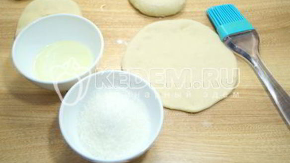 ШАГ 9. сдобные булочки плюшки