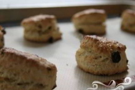 Смородиновые булочки