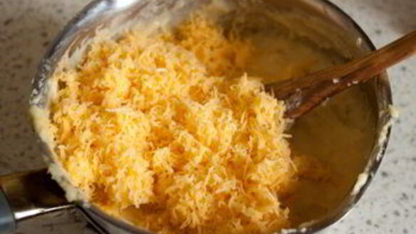 ШАГ 2. сырные гужеры