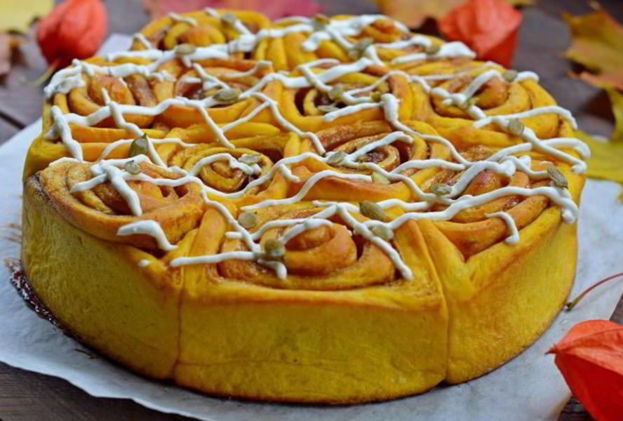 Тыквенные булочки с корицей