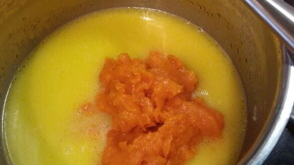 ШАГ 3. тыквенные булочки с ореховой начинкой