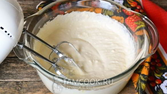 ШАГ 6. ватрушка с клубникой