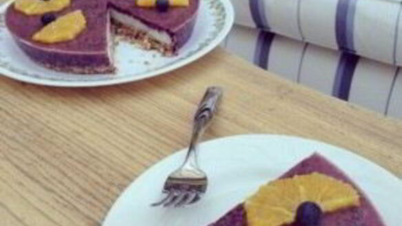 ШАГ 6. черничный чизкейк с орехами