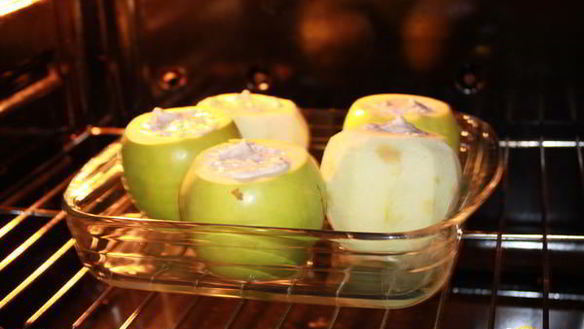 ШАГ 4. чизкейк в яблоке — запеченное яблоко