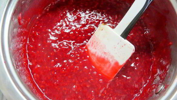 ШАГ 14. фисташковый чизкейк с малиной