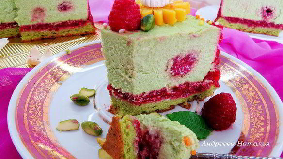 ШАГ 18. фисташковый чизкейк с малиной