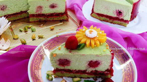 ШАГ 19. фисташковый чизкейк с малиной