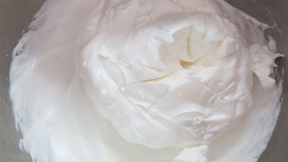 ШАГ 3. фисташковый чизкейк с малиной