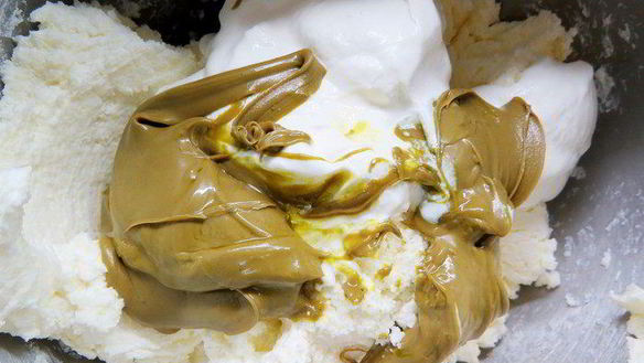 ШАГ 8. фисташковый чизкейк с малиной