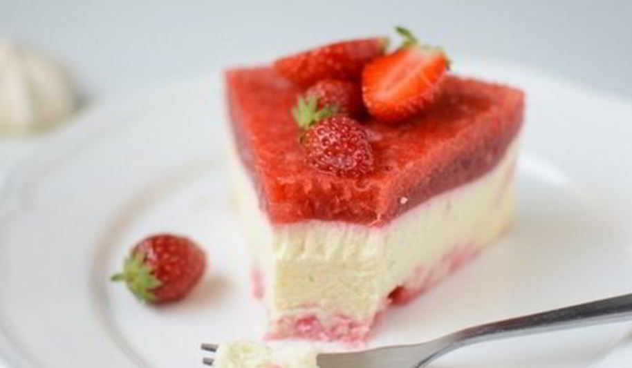 Рецепт клубничный чизкейк с меренгами