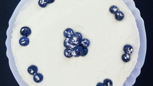 ШАГ 8. летний чизкейк с рикоттой и голубикой без выпечки