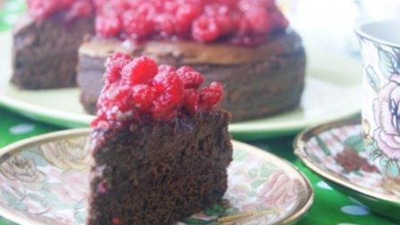 ШАГ 9. шоколадный чизкейк с малиной