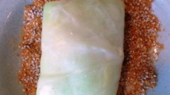 ШАГ 4. капустные конвертики с кукурузой