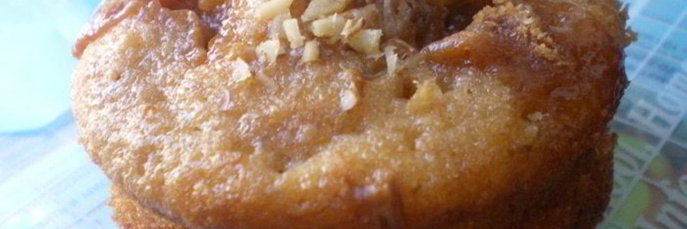 Банановый кекс с орехами