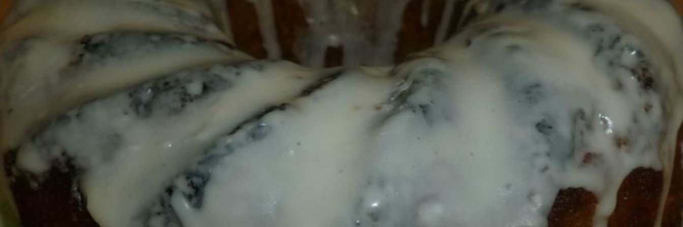 Фруктовый кекс с сушеной клюквой и орехами