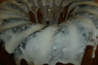 Фруктовый кекс с сушеной клюквой и орехами