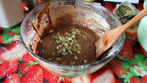 ШАГ 8. гречишный кекс с шоколадом, изюмом и тыквенными семечками
