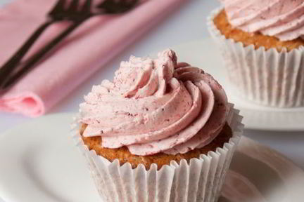 Капкейки с клубничным кремом